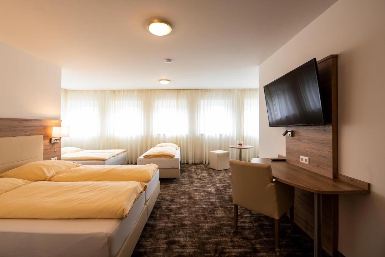 Sternplatz Hotel Ehingen  Ngoại thất bức ảnh