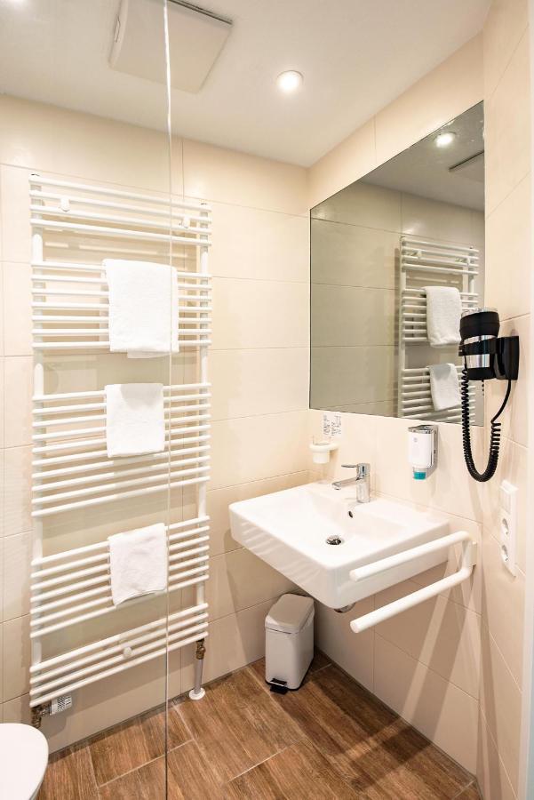 Sternplatz Hotel Ehingen  Ngoại thất bức ảnh